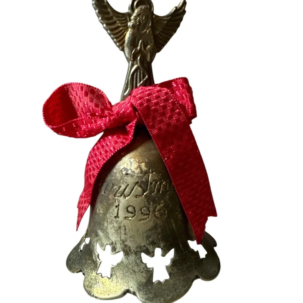 Vintage International Silver Company 1996 Silver Plated‎ Christmas Angel Bell